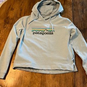 Patagonia women’s Medium Sweat shirt